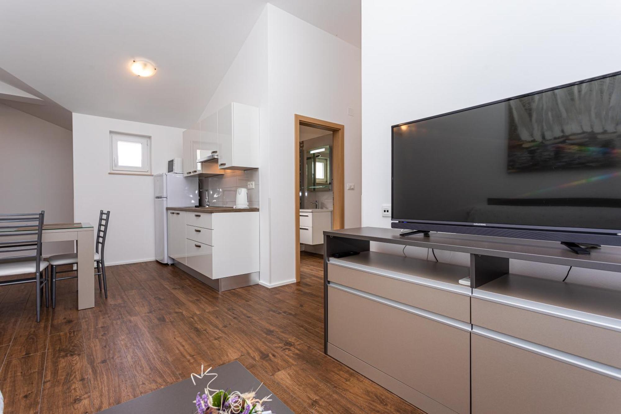 Apartments Crnekovic Tomislava 8A Baška Esterno foto