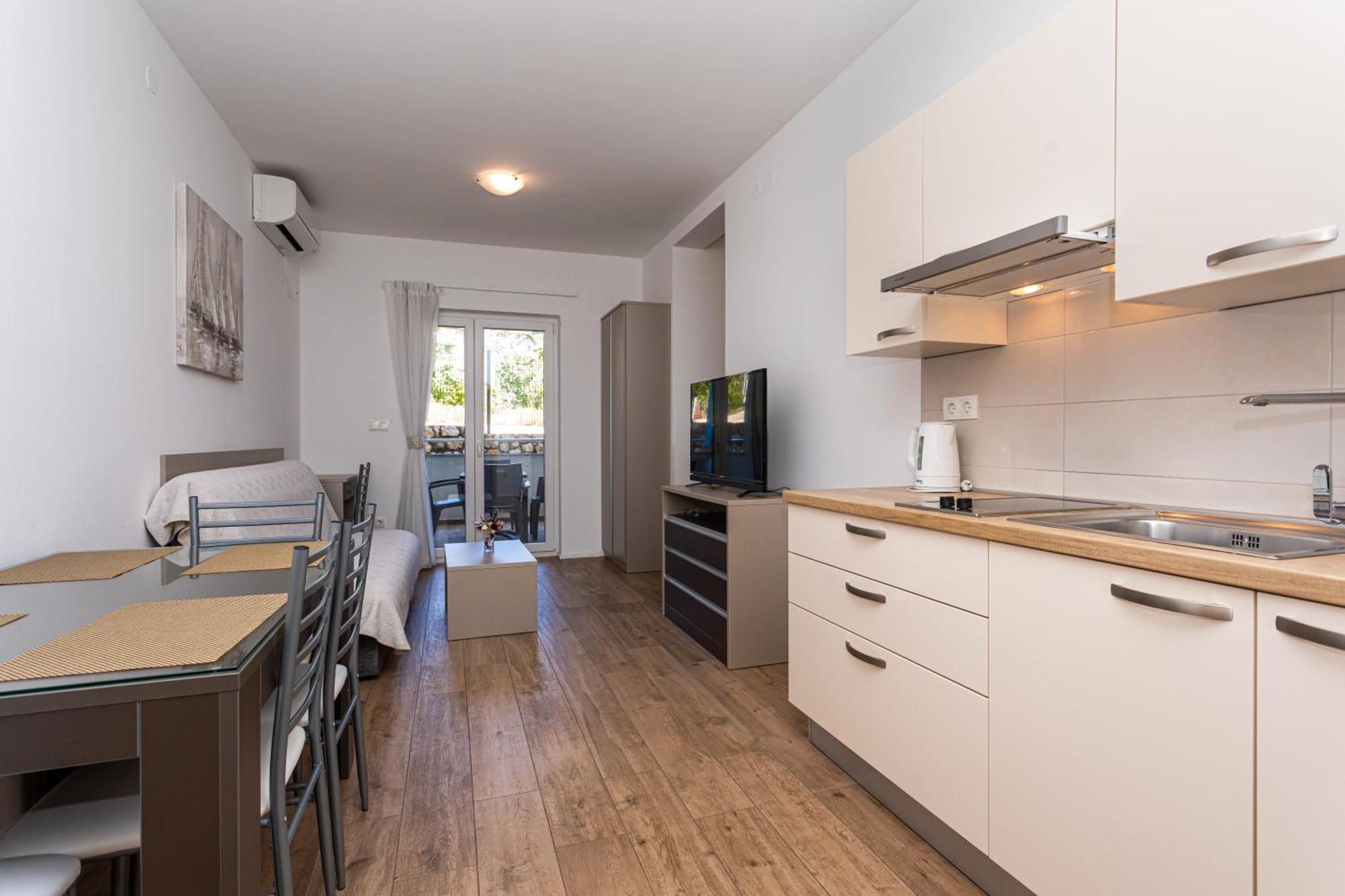Apartments Crnekovic Tomislava 8A Baška Esterno foto